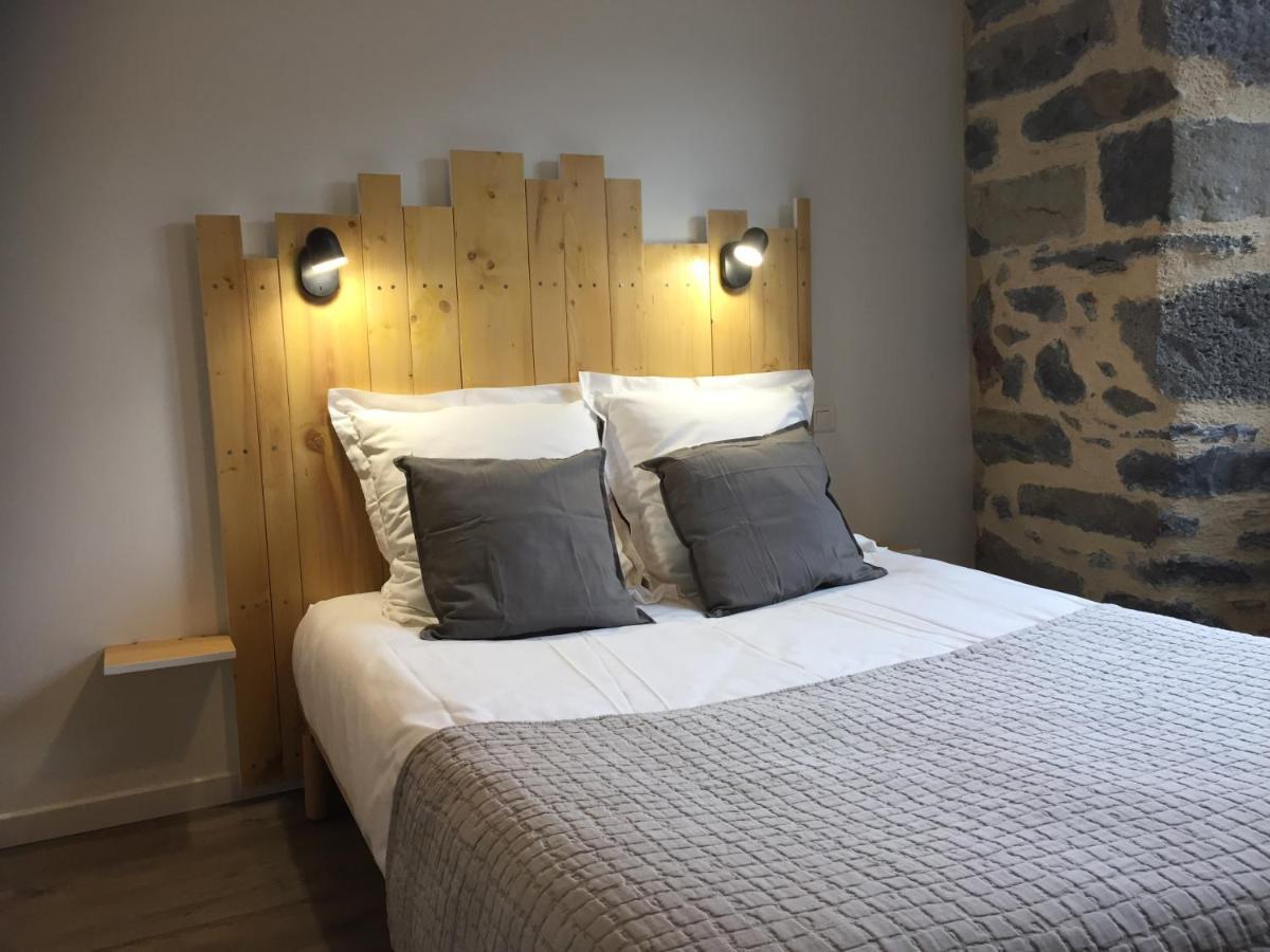 Hotel Restaurant Le Bardiere Laguiole Zewnętrze zdjęcie