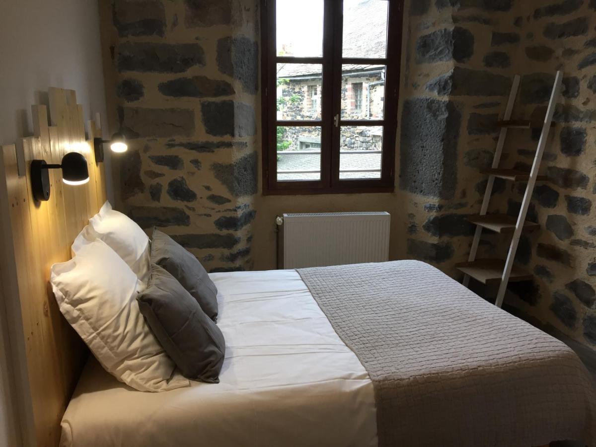 Hotel Restaurant Le Bardiere Laguiole Zewnętrze zdjęcie
